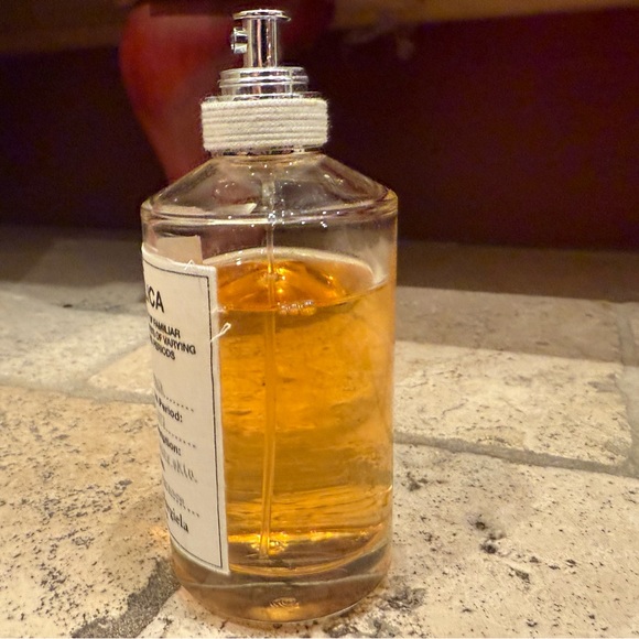 Maison Margiela Replica Fragrance- Beach Walk - Picture 2 of 2